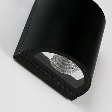 2683-2W Brevis уличный светильник D70*W120*H120, 2*LED*3W, 420LM, 3000K, IP54, included; каркас черного цвета, стеклянный рассеиватель белого цвета, два источника света  - фотография 3